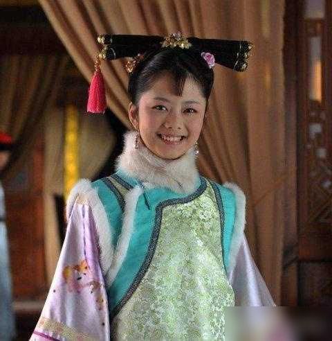 Is Lady Chun from "The Legend of Zhen Huan" Truly Simple-Minded?