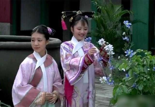 Is Lady Chun from "The Legend of Zhen Huan" Truly Simple-Minded?